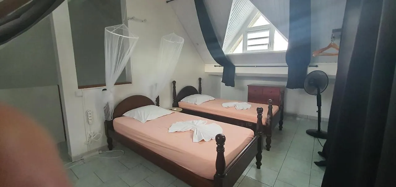 Appartement Aigue Marine Divaloc à Sainte-Anne