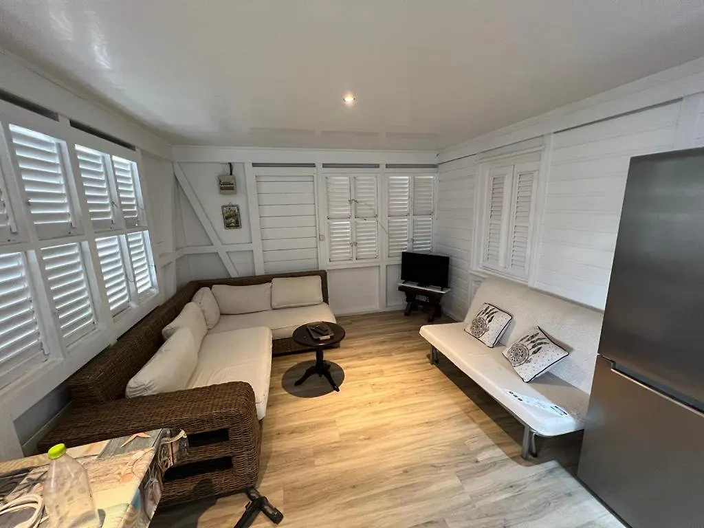 Aigue Marine Divaloc Apartment Sainte-Anne